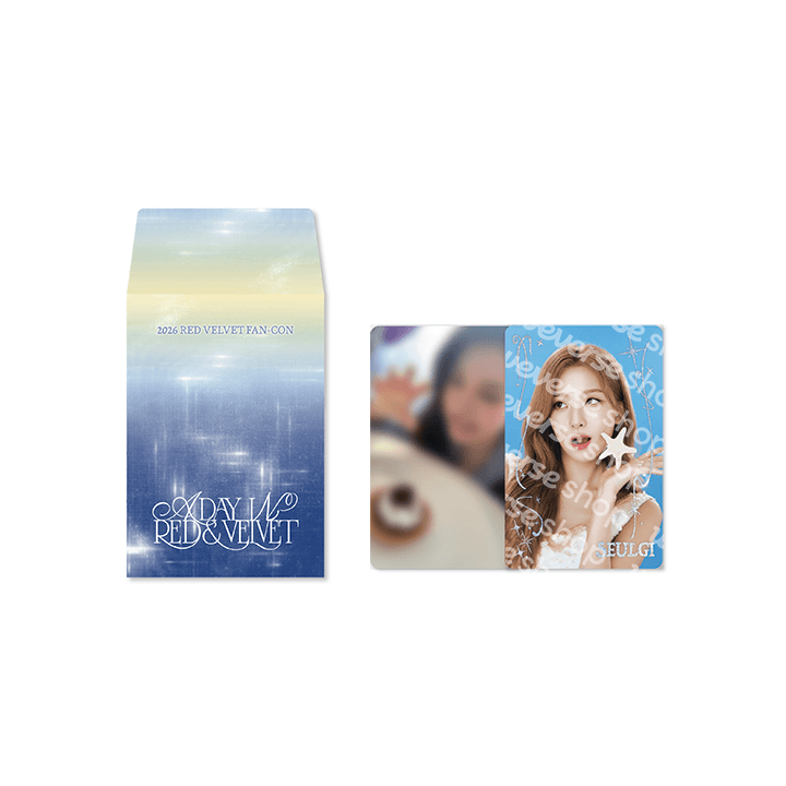 RANDOM TRADING CARD